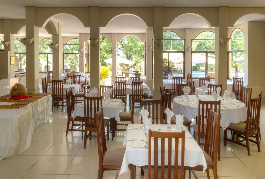 Victoria Falls Rainbow Hotel Exteriér fotografie